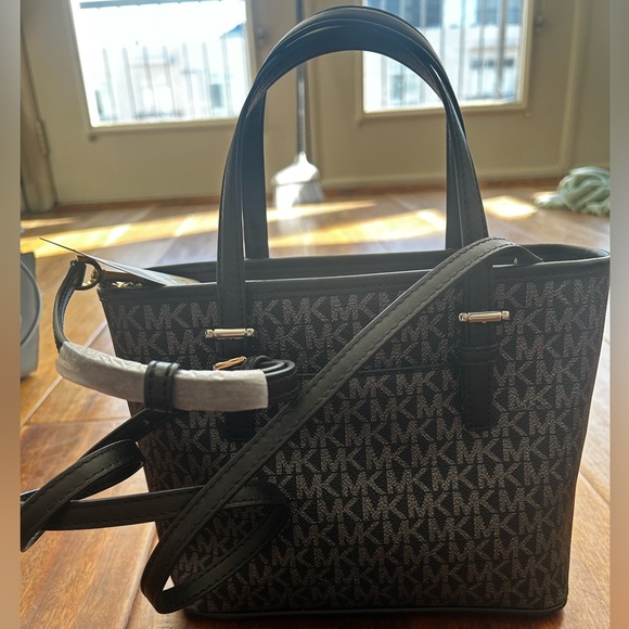 Michael Kors Jet Set Travel Extra-Small Logo Top-Zip Tote Bag - Picture 2 of 4